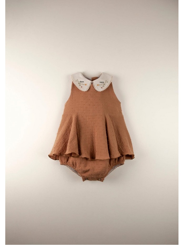 Mod.7.1 Terracotta romper suit with embroidered collar